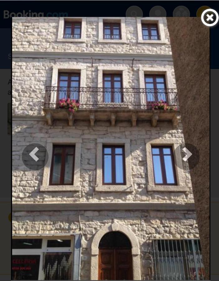 Guest House Le Gemelle Luras Bagian luar foto